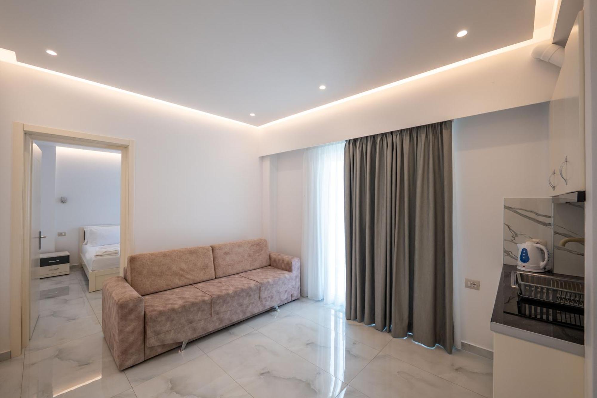 Apartments Mario Ксаміл Екстер'єр фото